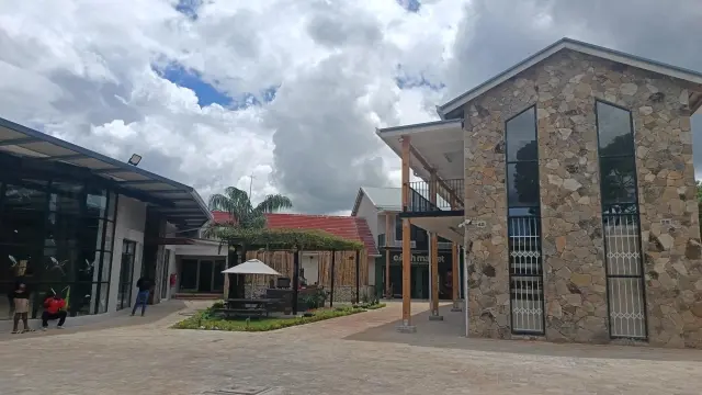 Retail/Shop to Rent in Vainona