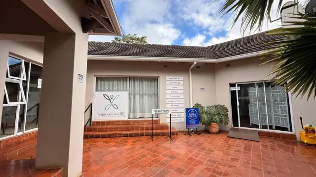 Office to Rent in Highlands