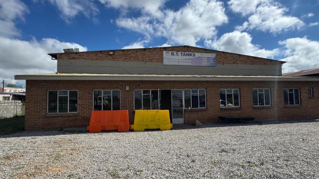 Stand for Sale in Kelvin