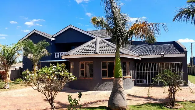 5 Bedroom House to Rent in Westgate