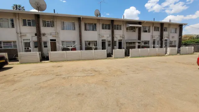 Cottage/Garden Flat for Sale