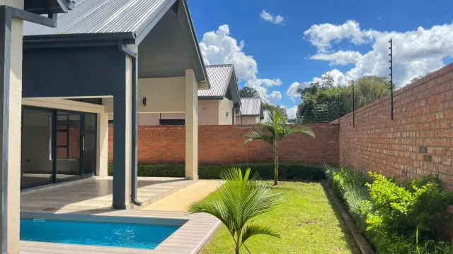 Townhouse/Cluster to Rent in Mount Pleasant