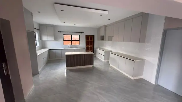 Townhouse/Cluster to Rent in Waterfalls