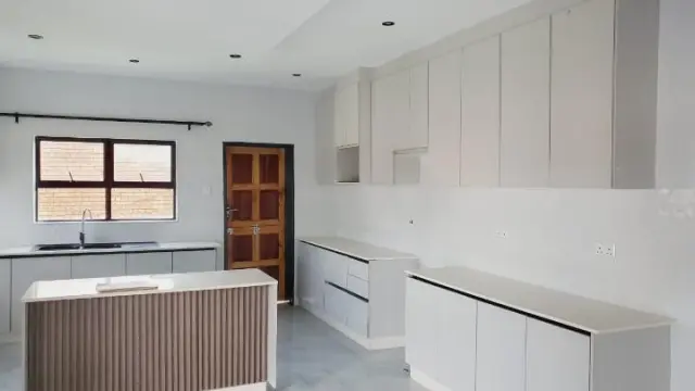 Townhouse/Cluster to Rent in Waterfalls