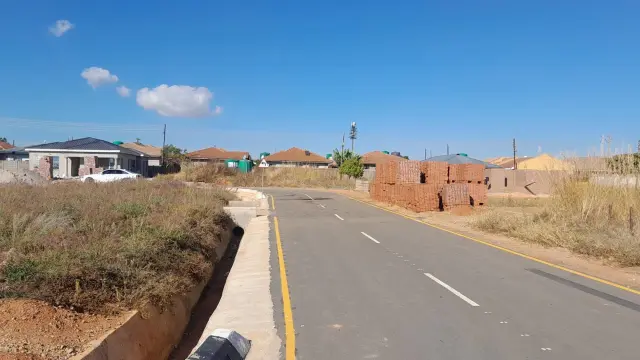 Residential Stand for Sale inSpringvale