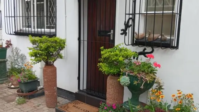 Cottage/Garden Flat to Rent