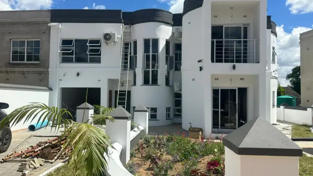 Townhouse/Cluster to Rent in Greendale