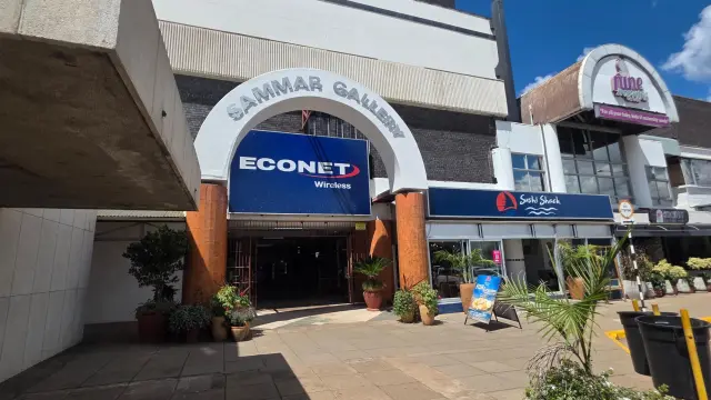 Retail/Shop to Rent in Avondale