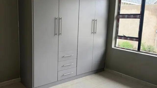 3 Bedroom Cottage/Garden Flat to Rent in Arlington