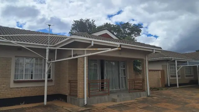 Townhouse/Cluster to Rent in Waterfalls