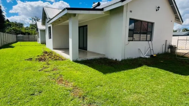 Townhouse/Cluster to Rent in Mount Pleasant