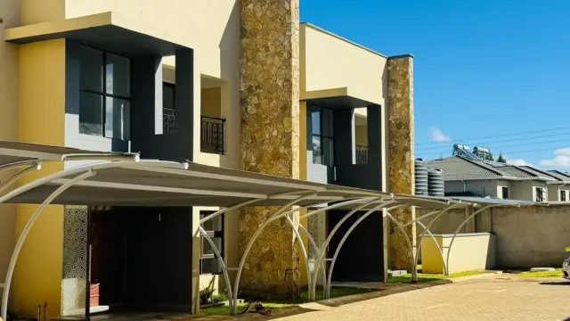 Townhouse/Cluster for Sale