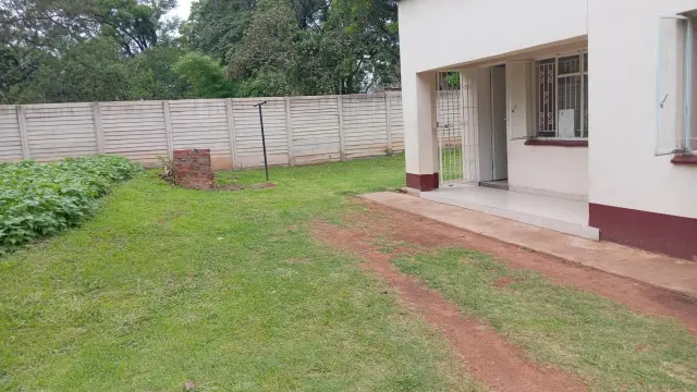 2 Bedroom Cottage/Garden Flat to Rent in Greendale North