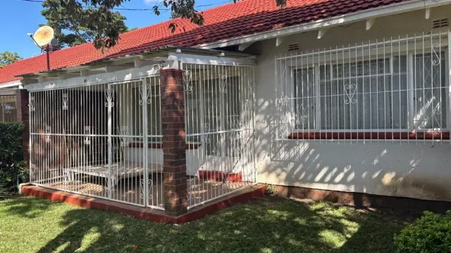 Cottage/Garden Flat for Sale