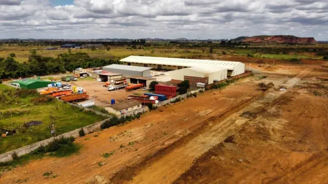 Industrial Stand for Sale in Westgate