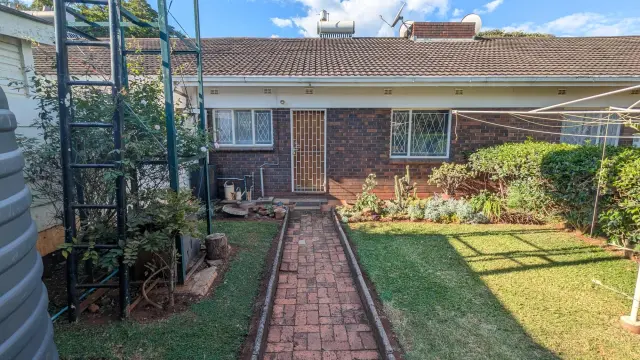 Flat/Apartment to Rent in Greystone Park