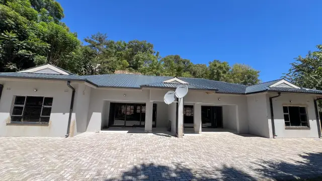 Townhouse/Cluster to Rent in Glen Lorne