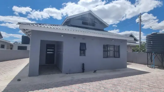 4 Bedroom House to Rent in Arlington