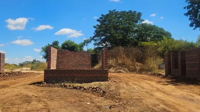 Residential Stand for Sale inNorton