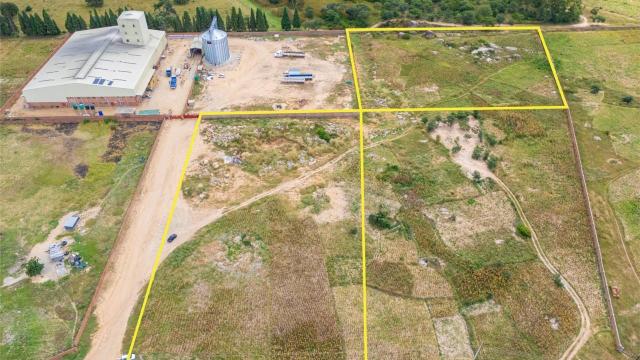 Stand for Sale in Waterfalls