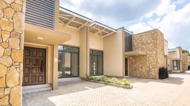 Townhouse/Cluster for Sale