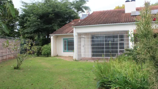 Townhouse/Cluster to Rent in Dandaro