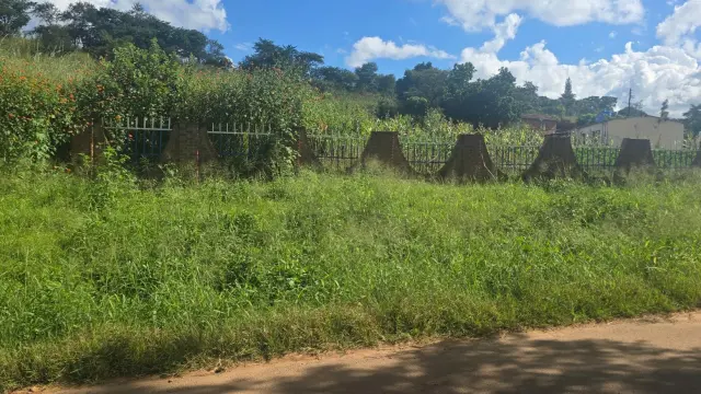 Residential Stand for Sale in Glen Lorne