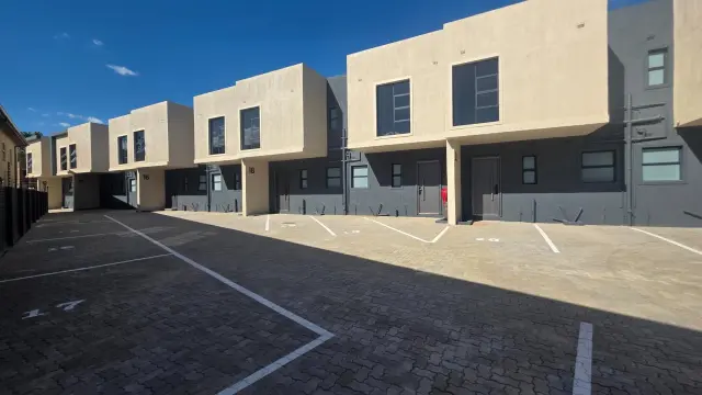 Townhouse/Cluster to Rent in Strathaven