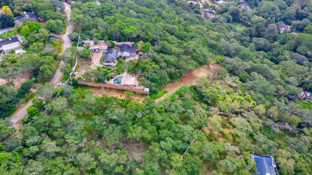 Residential Stand for Sale inGlen Lorne