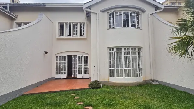 Cottage/Garden Flat for Sale