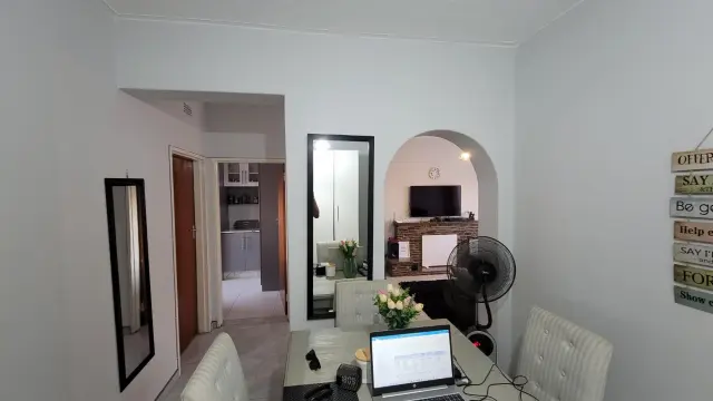 Flat/Apartment to Rent in Avenues