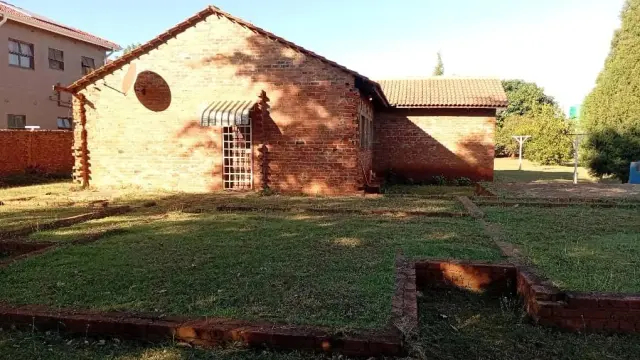 Residential Stand for Sale in Mount Pleasant Heights