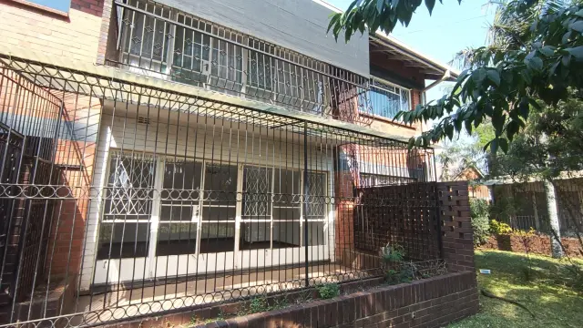 Flat/Apartment to Rent in Avondale