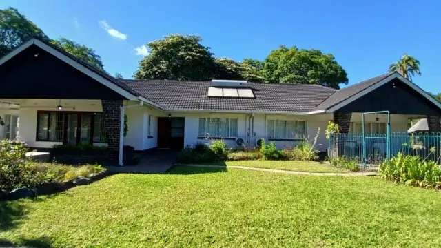 4 Bedroom House to Rent in Mount Pleasant