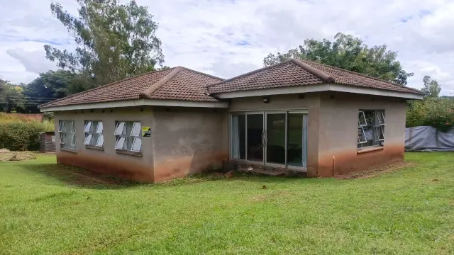 Cottage/Garden Flat for Sale