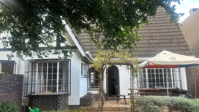 Cottage/Garden Flat for Sale