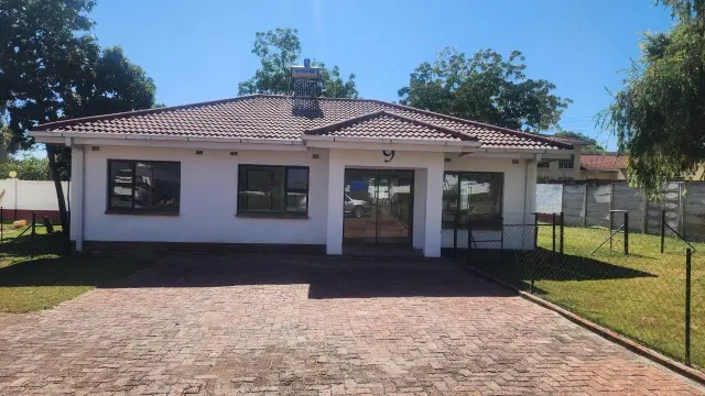 Townhouse/Cluster to Rent in Greendale