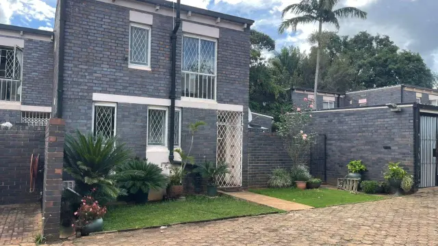 Flat/Apartment to Rent in Avondale