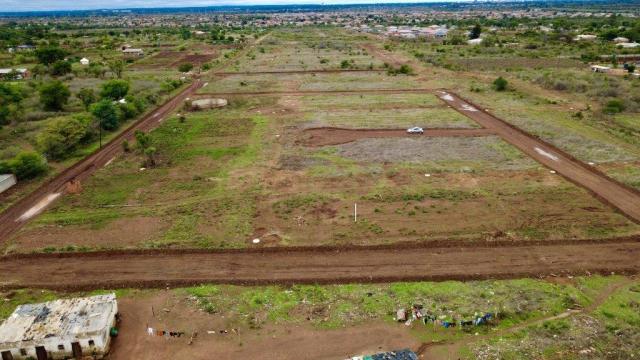 Stand for Sale in Woodville