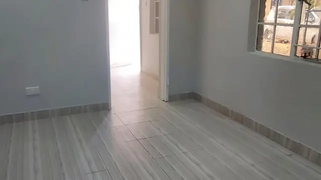 Office to Rent in Avenues