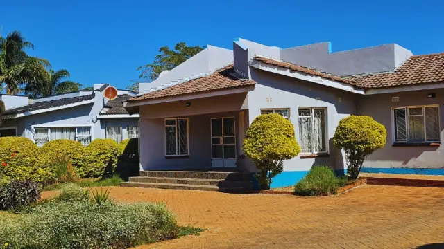 Townhouse/Cluster for Sale