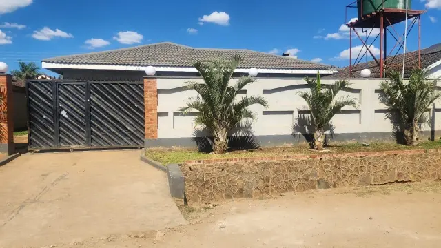4 Bedroom House to Rent in Bloomingdale