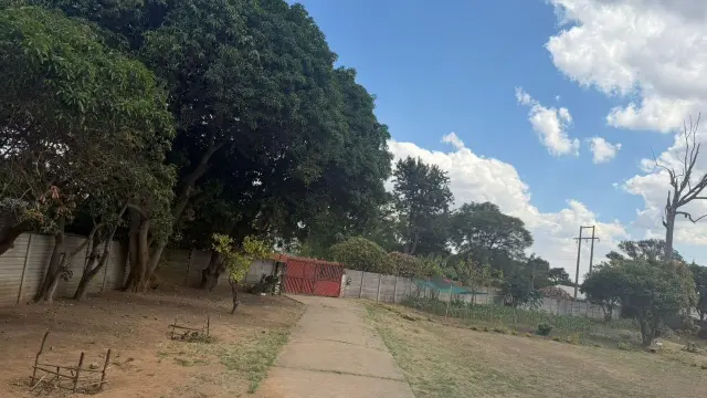 Residential Stand for Sale inHatfield