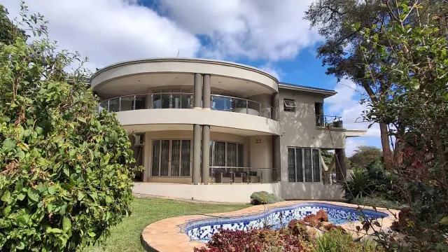 House to Rent in Borrowdale Brooke