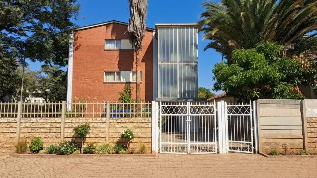 Flat/Apartment for Sale