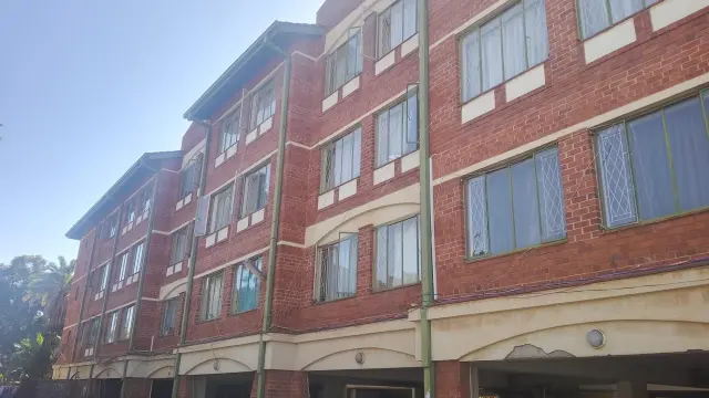Flat/Apartment for Sale in Avenues