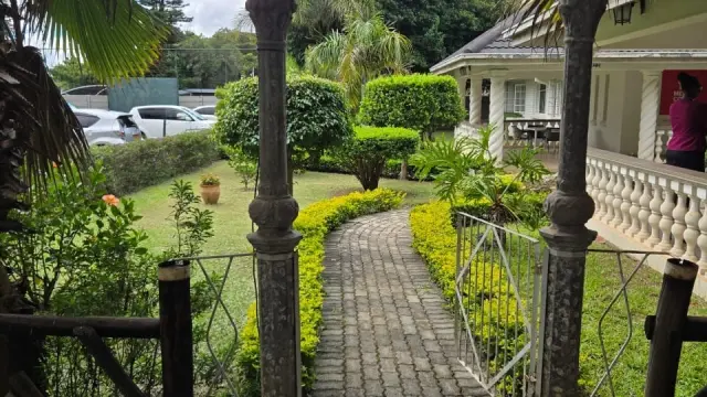 6 Bedroom House to Rent in Mount Pleasant