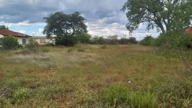 Residential Stand for Sale inNorth Lynne