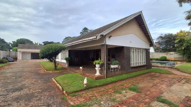 House for Sale in Alexandra Park