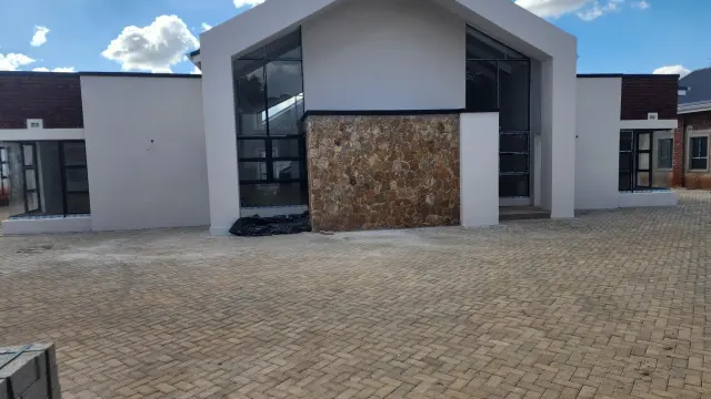 Townhouse/Cluster for Sale in Borrowdale